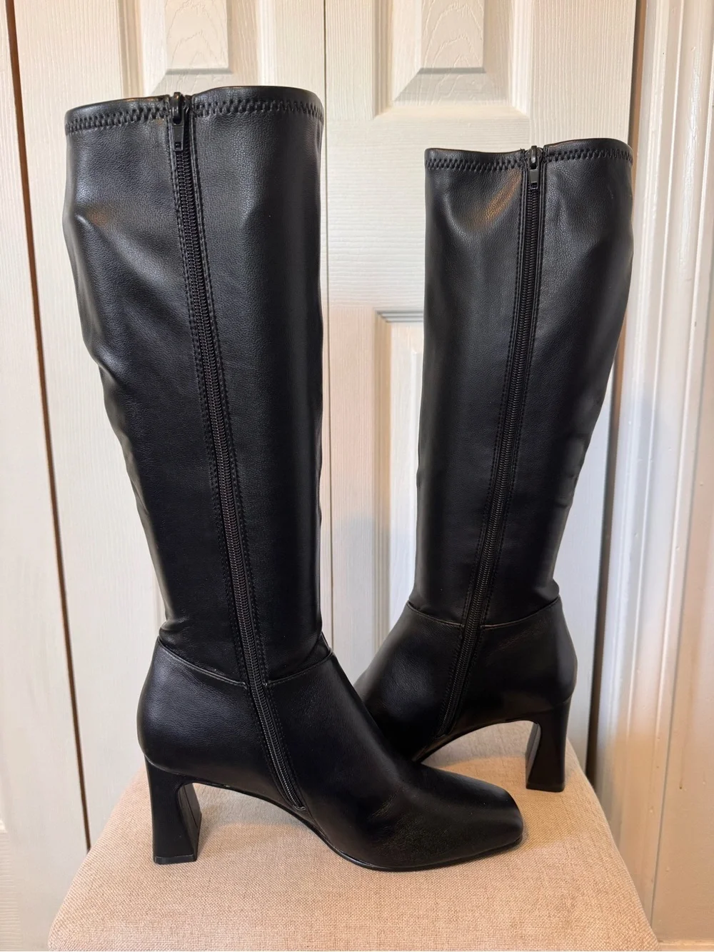 Steve Madden Black Knee-High Women Boots 3inch Block Heel Zipper Size 8.5 NWTS